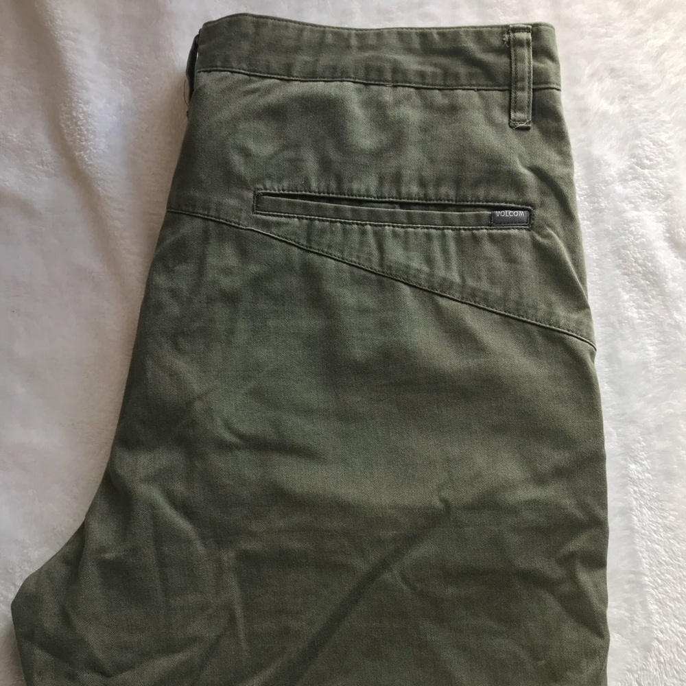 Volcom dress shorts